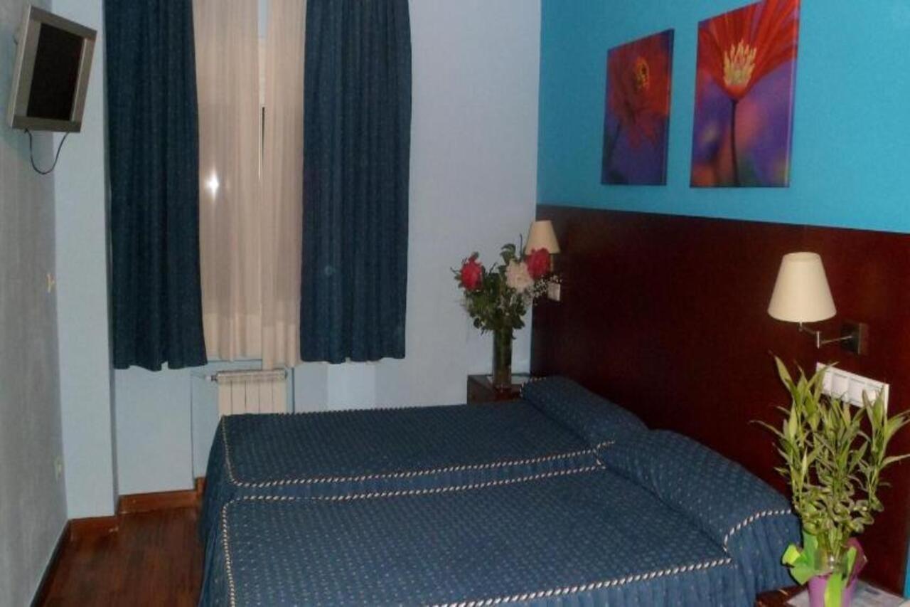 ז'אקה Auto Check In Hotel Las Nieves מראה חיצוני תמונה