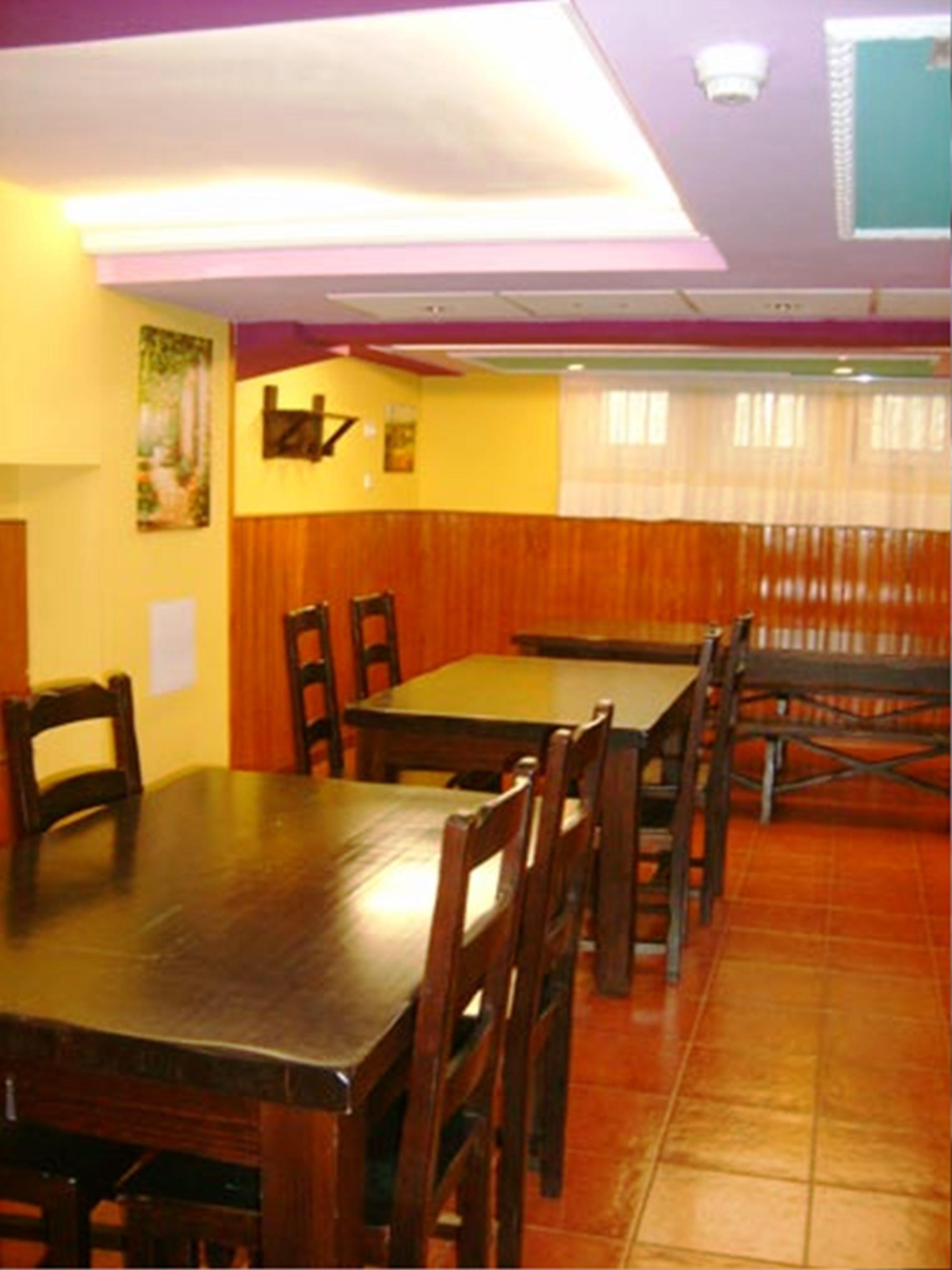 ז'אקה Auto Check In Hotel Las Nieves מראה חיצוני תמונה