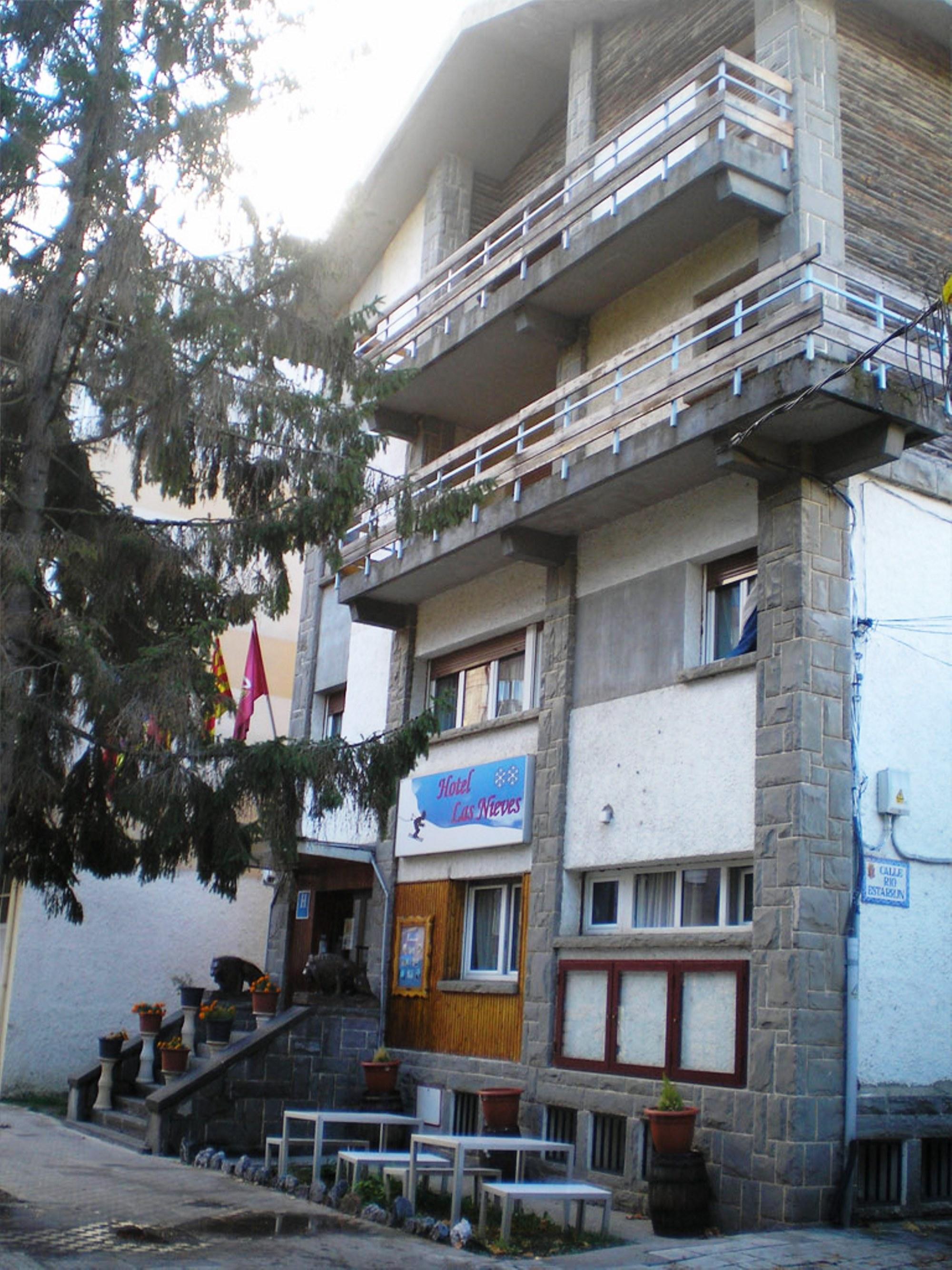 ז'אקה Auto Check In Hotel Las Nieves מראה חיצוני תמונה