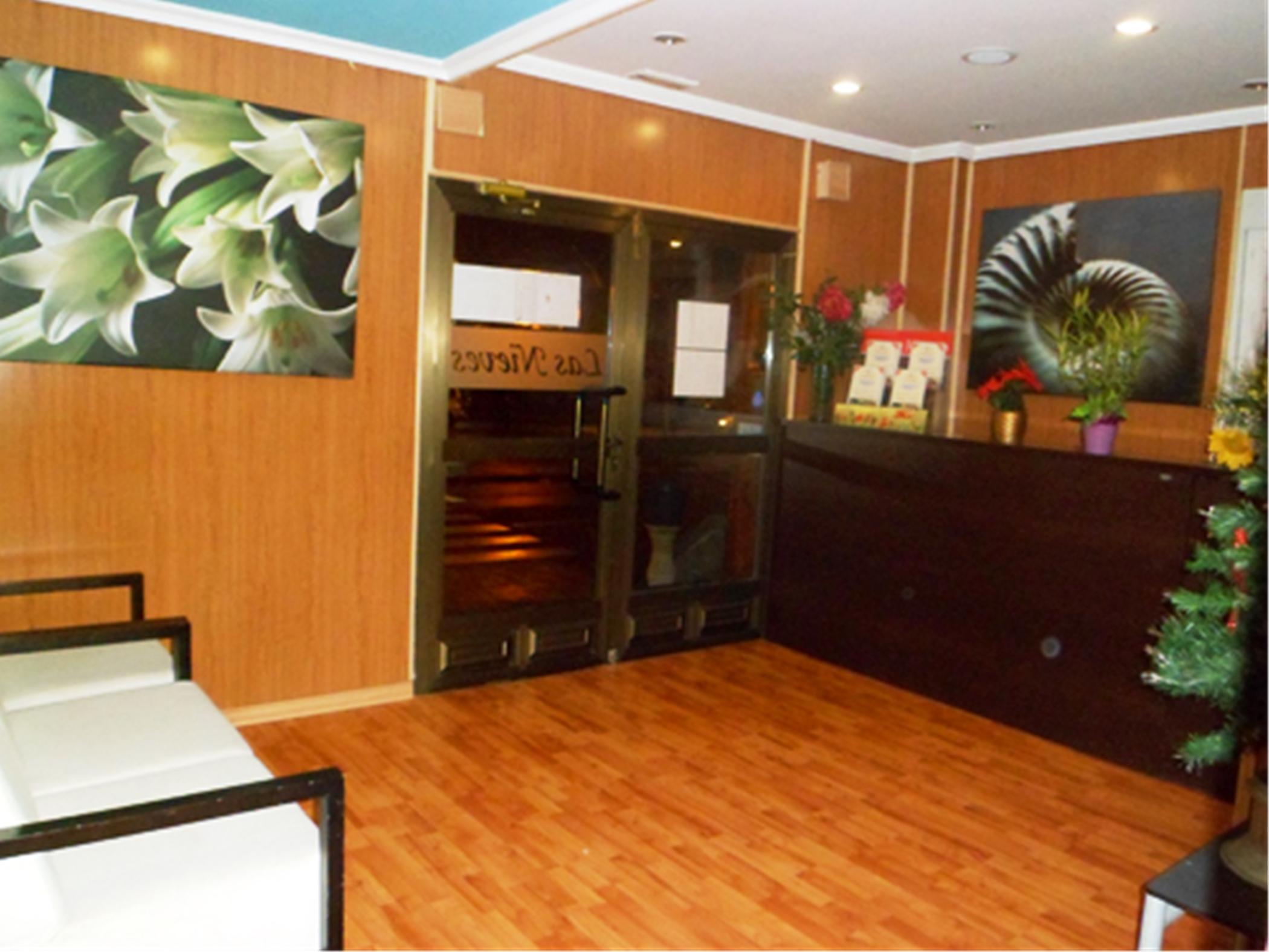 ז'אקה Auto Check In Hotel Las Nieves מראה חיצוני תמונה